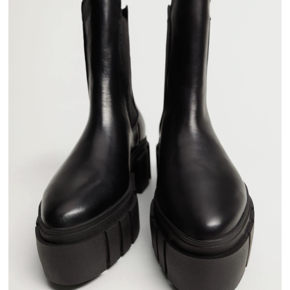 Mango track sole Chelsea boots
